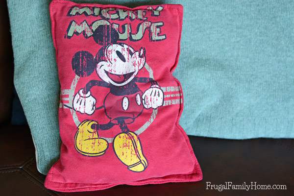How to Make a T-Shirt Pillow