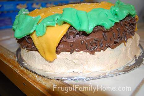 Drape Frosting On Side Of Layer Cake Drape Frosting On Side Of Layer Cake